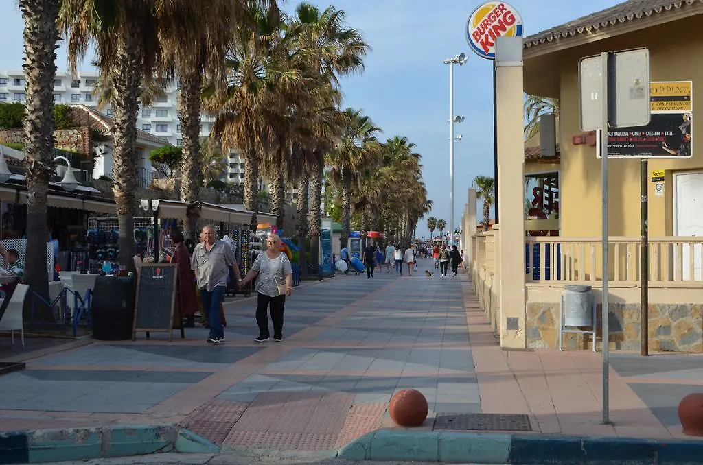 Apartamento En Puerto Marina G204 Benalmádena Apartament